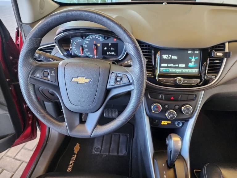 CHEVROLET - TRACKER - 2019/2019 - Vermelha - R$ 88.900,00