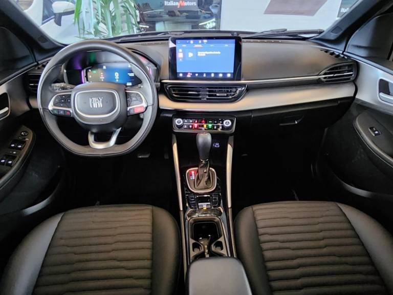 FIAT - FASTBACK - 2023/2023 - Preta - R$ 114.900,00