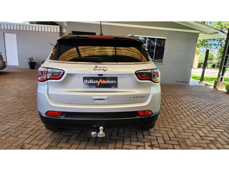 JEEP - COMPASS - 2018/2018 - Prata - R$ 98.900,00