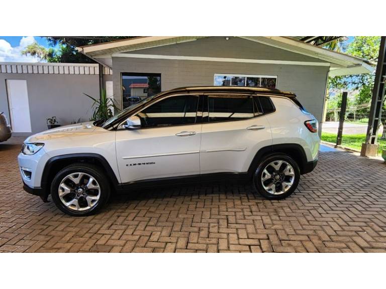 JEEP - COMPASS - 2018/2018 - Prata - R$ 98.900,00