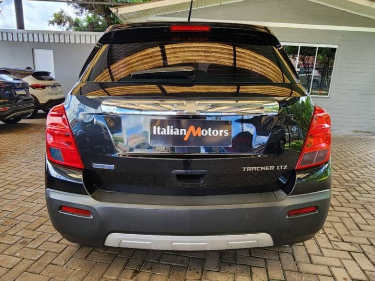 CHEVROLET - TRACKER - 2014/2014 - Preta - R$ 69.900,00