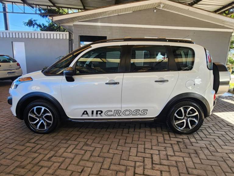CITROËN - AIRCROSS - 2015/2015 - Branca - R$ 46.900,00