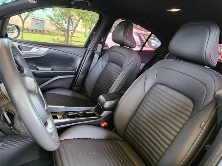 FIAT - FASTBACK - 2023/2023 - Preta - R$ 114.900,00