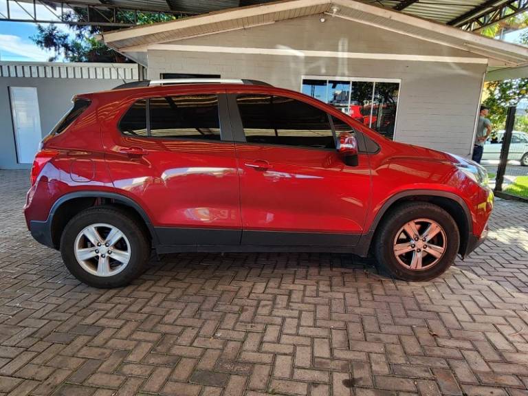 CHEVROLET - TRACKER - 2019/2019 - Vermelha - R$ 88.900,00