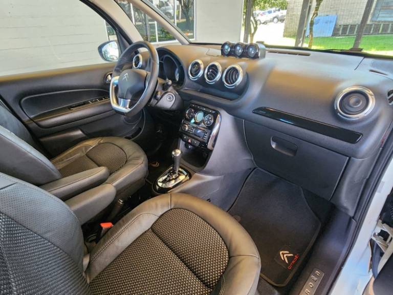 CITROËN - AIRCROSS - 2015/2015 - Branca - R$ 46.900,00