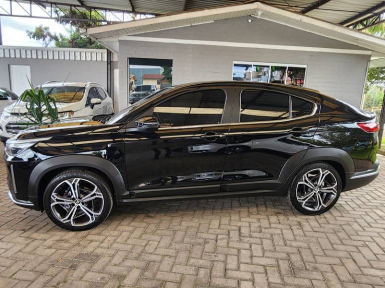 FIAT - FASTBACK - 2023/2023 - Preta - R$ 114.900,00