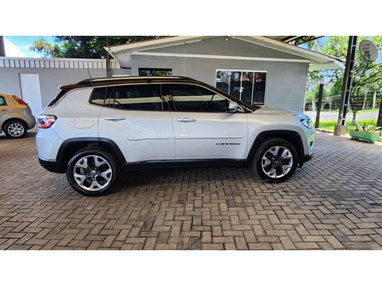 JEEP - COMPASS - 2018/2018 - Prata - R$ 98.900,00