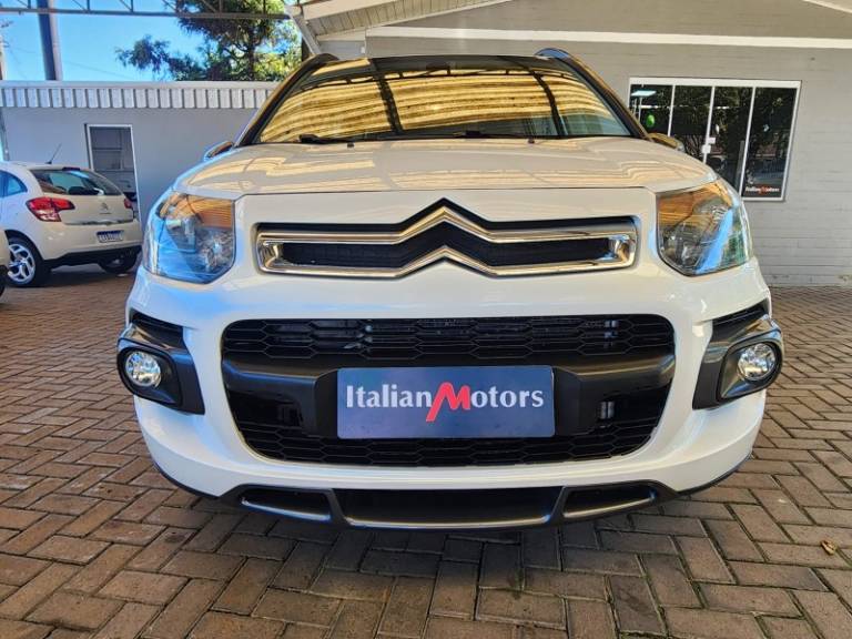 CITROËN - AIRCROSS - 2015/2015 - Branca - R$ 46.900,00